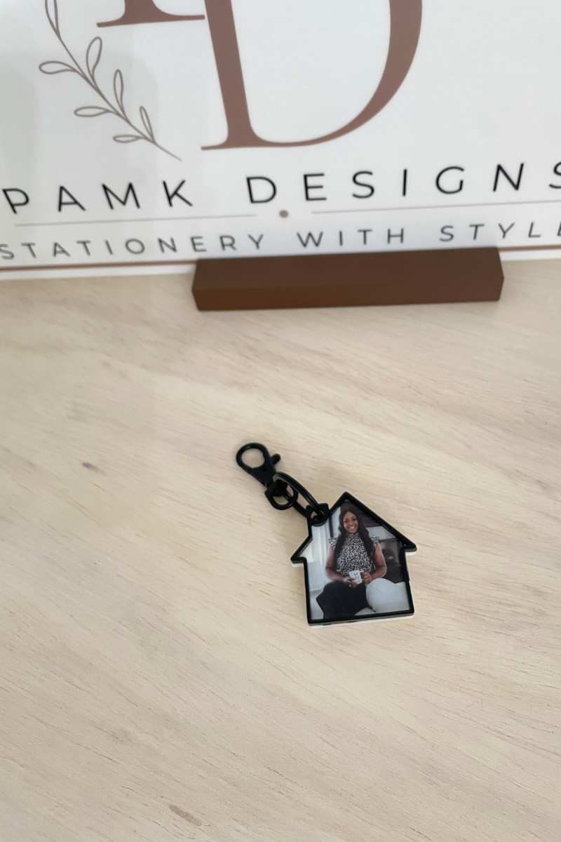 3D Printed Realtor House NFC Keychain With UV Printed Picture